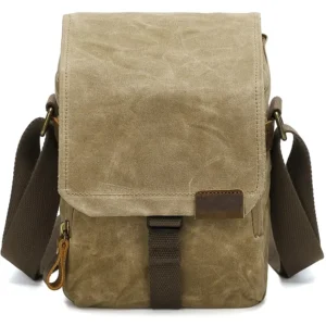 4c98450a-4297-4d4f-a8cb-ab2e6f98f668.webp Durable Polyester Camera Backpack